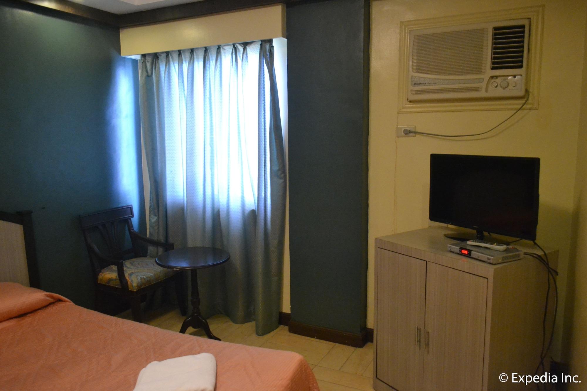 Tagaytay Country Hotel Tagaytay City Exterior photo