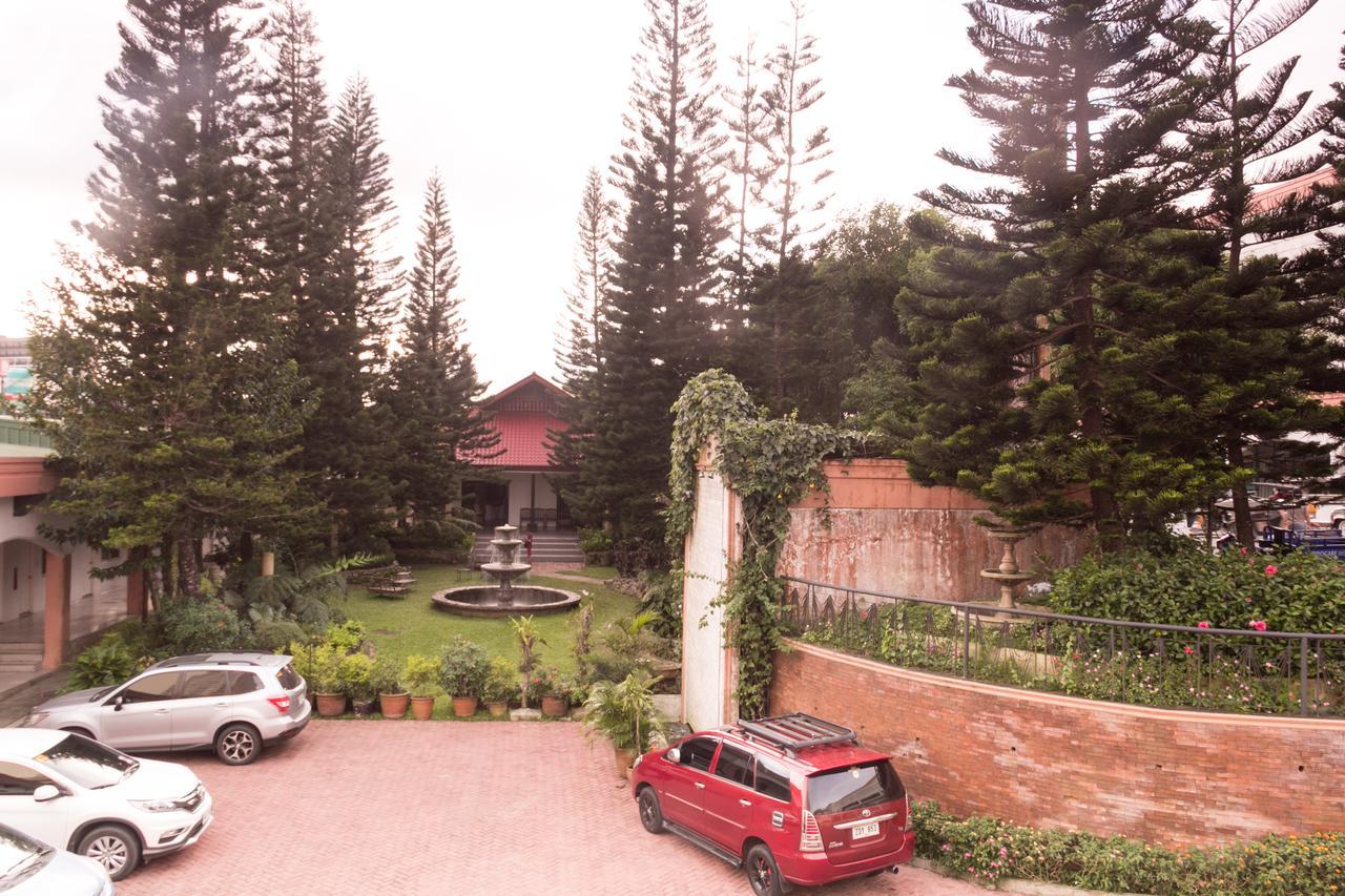 Tagaytay Country Hotel Tagaytay City Exterior photo